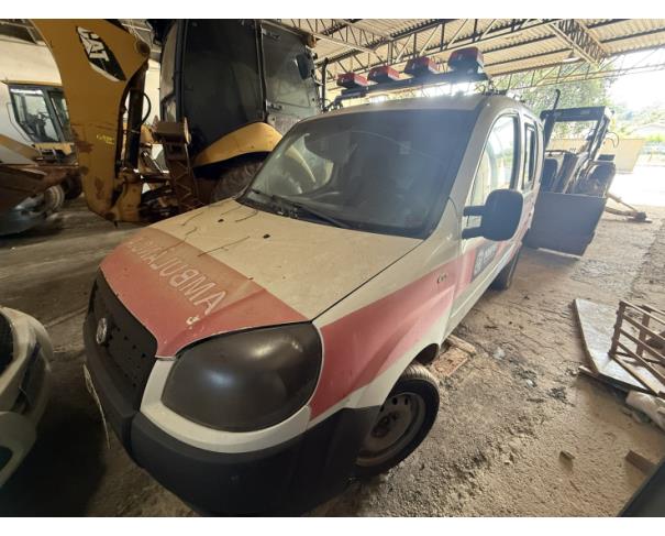 Foto de CAMINHONETE FIAT/DOBLO RONTAN AMB2, ALCOOL/GASOLINA, BRANCA, 2016/2016, CHASSI: 9BD22315UG2042007, RENAVAM: 01087829620, NO ESTADO EM QUE SE ENCONTRA. 