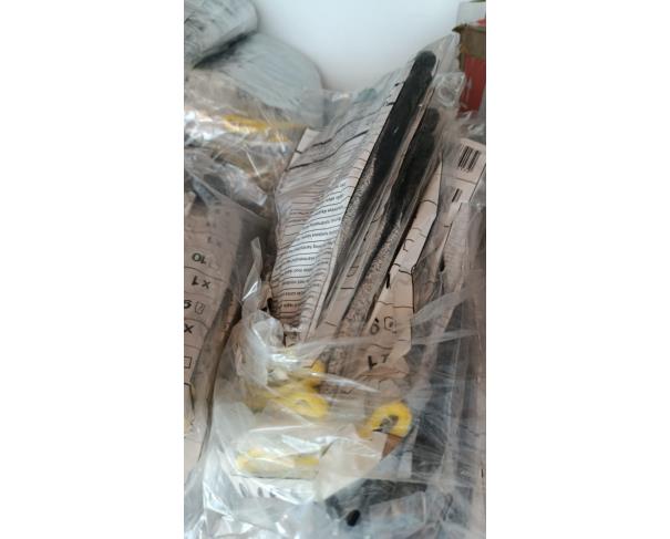 Foto de LOTE DE DIVERSOS PRODUTOS E UTILIDADES, NO ESTADO EM QUE SE ENCONTRAM. 