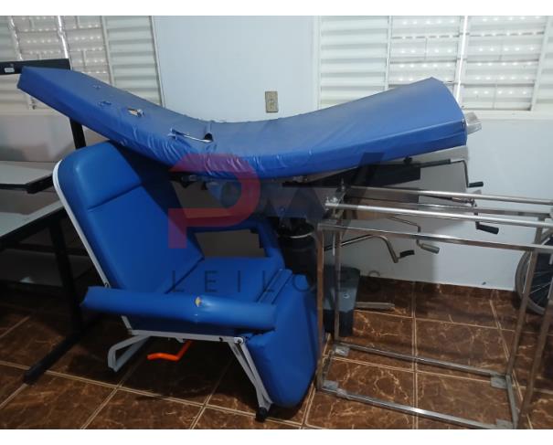Foto de SUCATAS FERROSAS, SUCATAS ODONTOLÓGICAS, SUCATAS HOSPITALARES, ENTRE OUTROS, NO ESTADO EM QUE SE ENCONTRA.