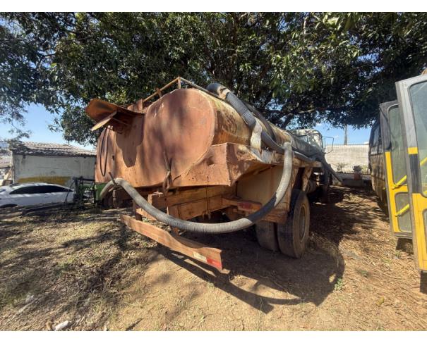 Foto de CAMINHAO, M.BENZ/L 1111, BRANCA, 1969/1969, DIESEL, CHASSI: 34400713046779, RENAVAM: 00265755000, NO ESTADO EM QUE SE ENCONTRA.