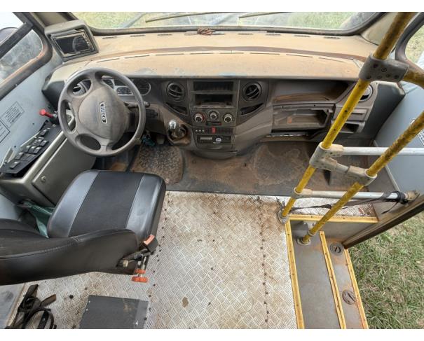 Foto de ONIBUS IVECO/CITYCLASS 70C17HDE, DIESEL, AMARELA,  2018/2019, CHASSI: 93ZL72C01K8481454, RENAVAM: 01158492127, NO ESTADO EM QUE SE ENCONTRA.