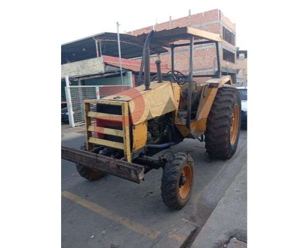 Foto de TRATOR VALMET 885, AMARELO, ANO: 1999, NO ESTADO EM QUE SE ENCONTRA. 