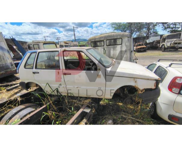 Foto de PASSAGEIRO / AUTOMOVEL FIAT/UNO MILLE FIRE FLEX, 2005/2006, ALC/GASOL, BRANCA, CHASSI: 9BD15822764736162, RENAVAM: 00865800740, NO ESTADO EM QUE SE ENCONTRA. MOTOR AVARIADO E DESMONTADO.