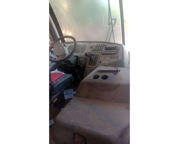 Foto de ONIBUS AGRALE/MAXIBUS ASTOR, DIESEL, BRANCA, 2013/2013, CHASSI: 9BYC73A1ADC000135, RENAVAM: 00585026831, NO ESTADO EM QUE SE ENCONTRA. 