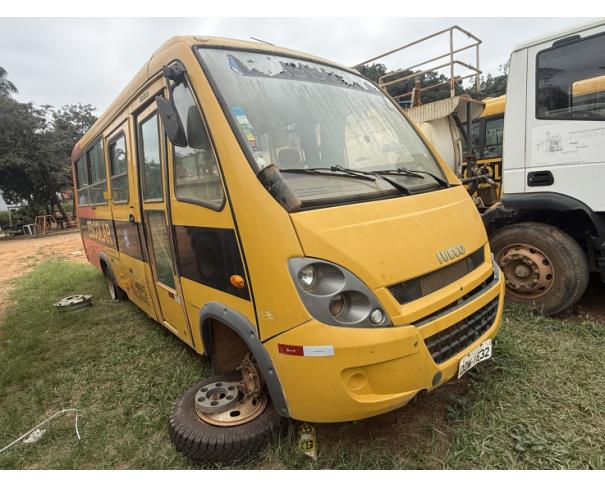 Foto de ONIBUS IVECO/CITYCLASS 70C17HDE, DIESEL, AMARELA,  2018/2019, CHASSI: 93ZL72C01K8481454, RENAVAM: 01158492127, NO ESTADO EM QUE SE ENCONTRA.