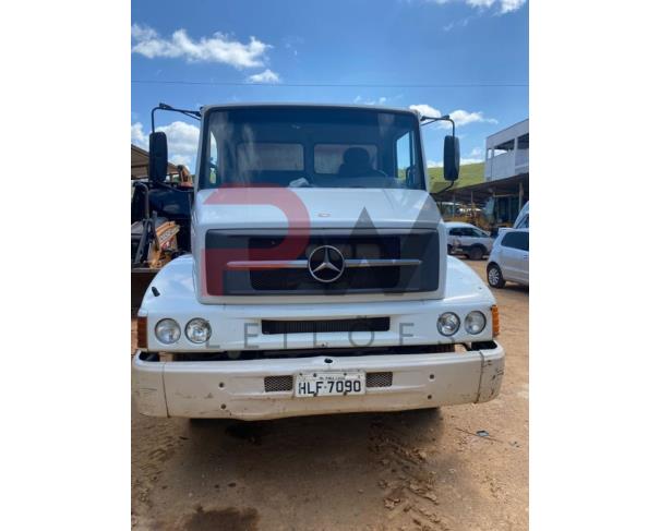 Foto de CARGA CAMINHAO, M. BENZ/L 1318, BRANCA, DIESEL, 2011/2011, PLACA HLF-7090, CHASSI: 9BM694000BB780219, RENAVAM: 00349414262, NO ESTADO EM QUE SE ENCONTRA. 
