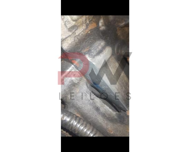 Foto de PASSAGEIRO / TOYOTA / COROLLA XLI18FLEX /Placa: LUP2131 / UF: MG Município: Juiz de Fora /Ano fabricação: 2008 / Ano modelo: 2008 / Cor: PRETA / Chassi: 9BRBB42E195011911 /Motor: 4758313 /RENAVAM: 00968054307, NO ESTADO EM QUE SE ENCONTRA. 