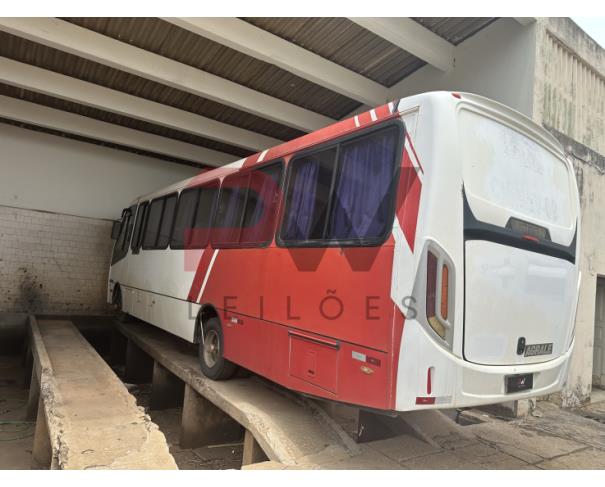 Foto de ONIBUS AGRALE/MASCA GRANMICROSO, DIESEL, BRANCA, 2014/2014, CHASSI: ...00960, NO ESTADO EM QUE SE ENCONTRA. 
