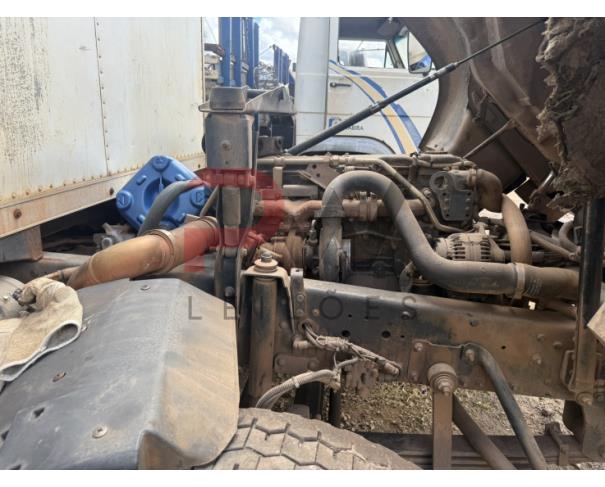 Foto de ESPECIAL / CAMINHAO IVECO/TECTOR 170E22, 2014/2014, DIESEL, BRANCA, CHASSI: 93ZA1RGH0E8926712, RENAVAM: 01015470855, NO ESTADO EM QUE SE ENCONTRA. MOTOR AVARIADO.CHASSI COM IMPLEMENTO CARROCERIA DE MADEIRA. 
