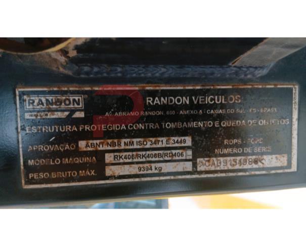 Foto de LOTE CONTENDO RETROESCAVADEIRA RANDON, MODELO RK406/RK406B/RD406, AMARELA, ANO 2014, Nº DE SÉRIE: CA09131988, NO ESTADO EM QUE SE ENCONTRA.
