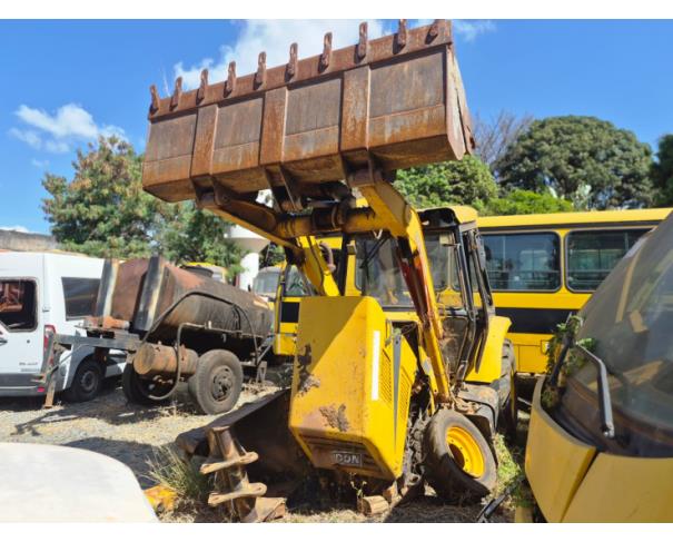 Foto de RETROESCAVADEIRA RANDON RD 406 ADVANCED, ANO 2012, NO ESTADO EM QUE SE ENCONTRA. 