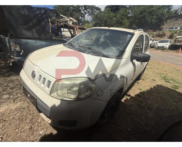 Foto de PASSAGEIRO / AUTOMOVEL FIAT/UNO VIVACE 1.0, 2014/2014, ALC/GASOL, BRANCA, CHASSI: 9BD195152E0554456, RENAVAM: 00997098490, NO ESTADO EM QUE SE ENCONTRA. MOTOR AVARIADO.