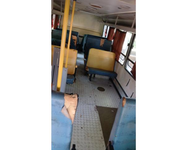Foto de ONIBUS, IVECO/GRANCLASS 150S21E, AMARELA, 2016/2017, DIESEL, CHASSI: 93ZA01LF0H8931189, RENAVAM: 01124525332, NO ESTADO EM QUE SE ENCONTRA.