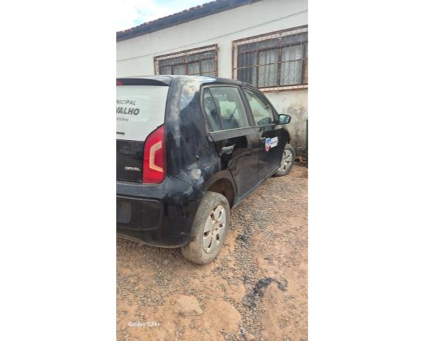 Foto de AUTOMOVEL VW/UP TAKE MA, ALCOOL/GASOLINA, BRANCA, 2014/2015, CHASSI: 9BWAG4129FT542282, RENAVAM: 01245033317, NO ESTADO EM QUE SE ENCONTRA. 