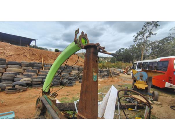 Foto de LOTE CONTENDO 01 FORRAGEIRA VERDE, NO ESTADO EM QUE SE ENCONTRA.
