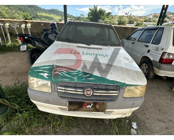 Foto de AUTOMOVEL FIAT/UNO MILLE ECONOMY, ALCOOL/GASOLINA, BRANCA, 2009/2010, CHASSI: ...93864, NO ESTADO EM QUE SE ENCONTRA.