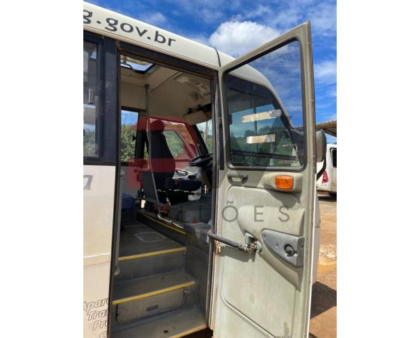 Foto de PASSAGEIRO / MICROONIBUS MARCOPOLO/VOLARE V5HD EM, DIESEL, 2010/2011, PLACA HLF-4103, CHASSI: 93PB33D1SBC034871, RENAVAM: 00253221730, NO ESTADO EM QUE SE ENCONTRA.