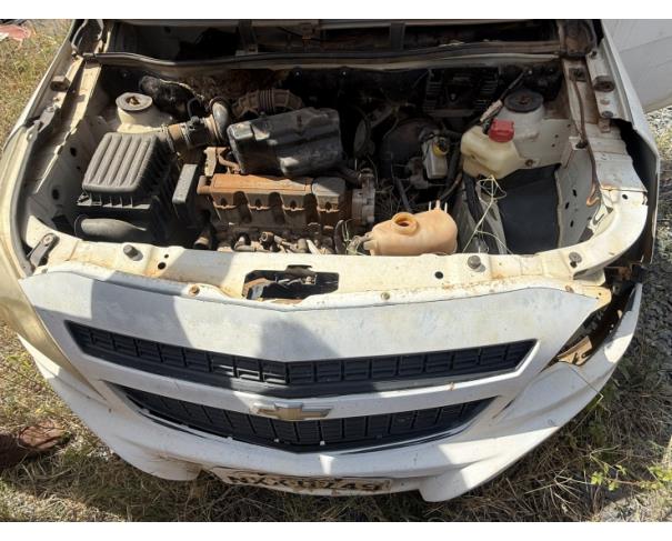Foto de CAMINHONETE CHEVROLET/MONTANA LS, ALCOOL/GASOLINA, BRANCA, 2012/2012, CHASSI: 9BGCA80X0CB255913, RENAVAM: 00455693129, NO ESTADO EM QUE SE ENCONTRA.