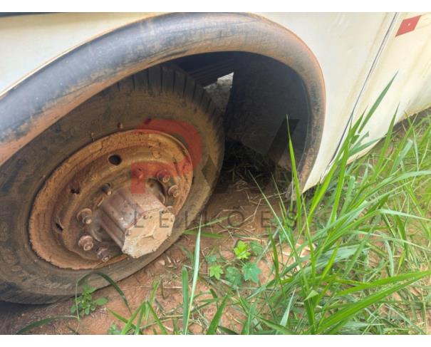 Foto de PAS/ONIBUS M.BENZ/OF 1620, 1997/1997, DIESEL, BRANCA, PLACA LBV - 0207, RENAVAM: 00681627468, CHASSI: 9BM384087VB130145, NO ESTADO EM QUE SE ENCONTRA.