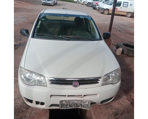 Foto de AUTOMOVEL VW/GOL 1.0 GIV, ALCOOL/GASOLINA, BRANCA, 2013/2014, CHASSI: 9BWAA05WXEP017942, RENVAM: 00553803271, NO ESTADO EM QUE SE ENCONTRA.
