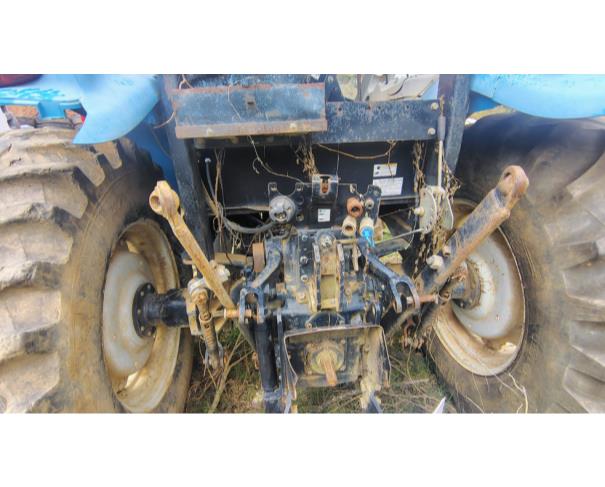 Foto de LOTE CONTENDO 01 TRATOR LS 90, Nº DE SERIE: 10900000129, NO ESTADO EM QUE SE ENCONTRA.
