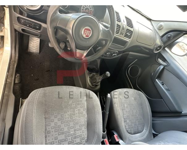 Foto de  AUTOMOVEL I/FIAT PALIO ATTRACT 1.4, ALCOOL/GASOLINA, BRANCA, 2017/2017, CHASSI: ...96537, NO ESTADO EM QUE SE ENCONTRA. 