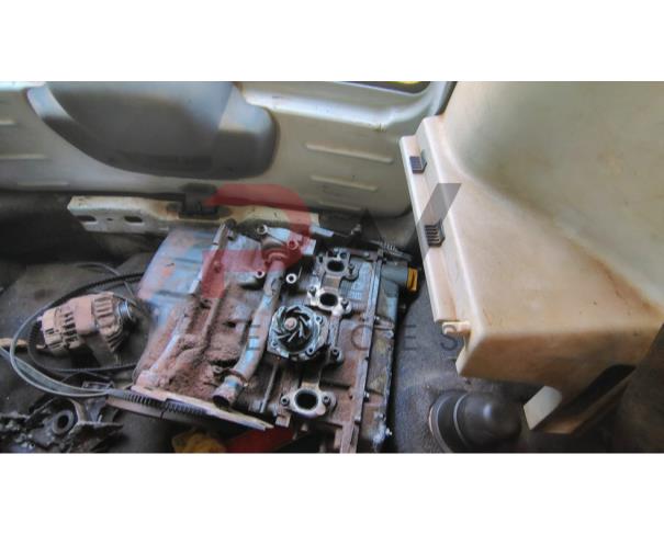 Foto de FIAT/UNO VIVACE 1.0, ALCOOL/GASOLINA, BRANCA, 2014/2014, CHASSI: 9BD195152E0586221, RENAVAM: 1010132587, NO ESTADO EM QUE SE ENCONTRA.
