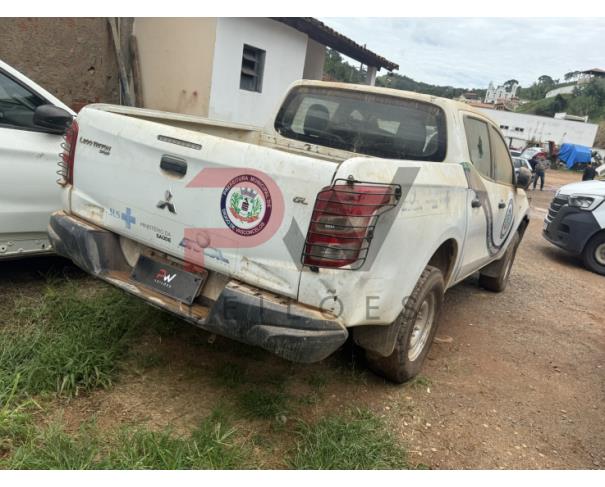 Foto de CAMINHONE MMC/L200 TRITON SPT GL, DIESEL, BRANCA, 2018/2019, CHASSI: ...17640, NO ESTADO EM QUE SE ENCONTRA.
