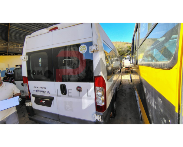 Foto de CAMINHAO I/FIAT DUCATO MAXIMULTI, 2018/2018, DIESEL, BRANCA, CHASSI: 3C6EFVFK0JE120620, RENAVAM: 01171024212, NO ESTADO EM QUE SE ENCONTRA.