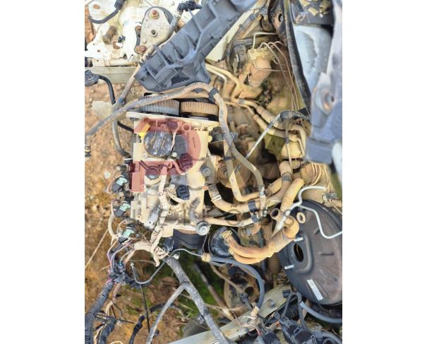 Foto de  AUTOMOVEL, VW/NOVO GOL TL MCV, BRANCA, 2016/2017, ALCOOL/GASOLINA, CHASSI: 9BWAG45UXHT035745, RENAVAM: 01095591395, NO ESTADO EM QUE SE ENCONTRA.