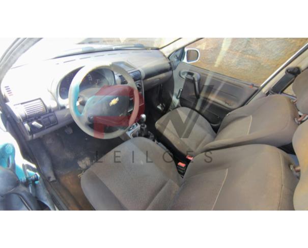 Foto de I/CHEVROLET CLASSIC LS, ALCOOL/GASOLINA, BRANCA, 2014/2015, CHASSI: 8AGSU19F0FR105635, RENAVAM: 1015215422, NO ESTADO EM QUE SE ENCONTRA.