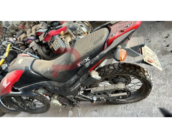 Foto de PASSAGEIRO / HONDA / NXR160 BROS ESDD / Placa: OOI9724 / UF: MG / Município: Pitangui / Ano fabricação: 2014 / Ano modelo: 2014 / Cor: VERMELHA / Chassi: 9C2KD0810FR410258 / Motor: KD08E1F410258 / RENAVAM: 01033508931, NO ESTADO EM QUE SE ENCONTRA. 