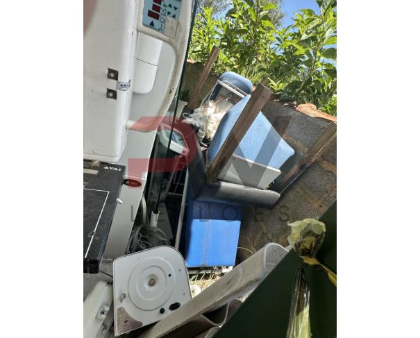 Foto de LOTE CONTENDO APARELHO DE MAMOGRAFIA E BALANÇAS, NO ESTADO EM QUE SE ENCONTRA.