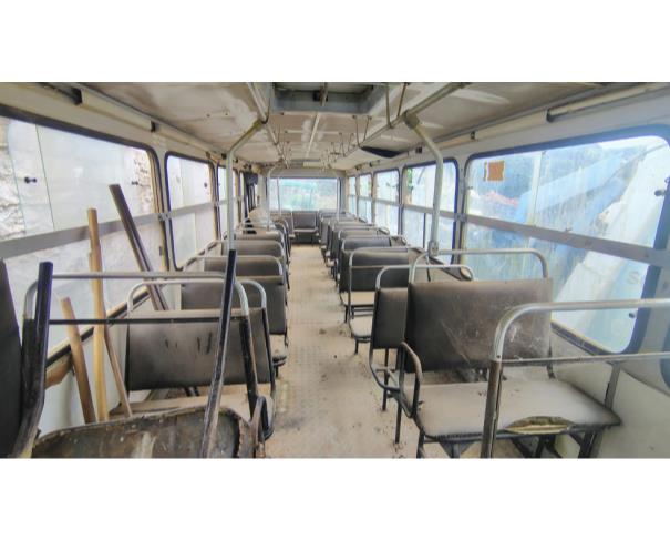 Foto de PAS/ONIBUS M.B / M.BENZ OF 1315, 1993/1993, DIESEL, AMARELA, RENAVAM: 00317637045, CHASSI: 9BM384098PB981473, NO ESTADO EM QUE SE ENCONTRA.