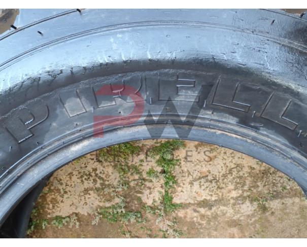 Foto de LOTE CONTENDO 02 PNEUS DE TRATOR PIRELLI, MEDIDA 14.9-28, NO ESTADO EM QUE SE ENCONTRAM.