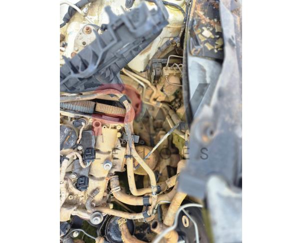 Foto de  AUTOMOVEL, VW/NOVO GOL TL MCV, BRANCA, 2016/2017, ALCOOL/GASOLINA, CHASSI: 9BWAG45UXHT035745, RENAVAM: 01095591395, NO ESTADO EM QUE SE ENCONTRA.