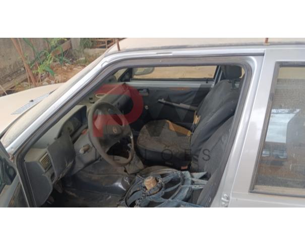 Foto de PAS/AUTOMOVEL FIAT/UNO MILLE ECONOMY, ALCOOL/GASOLINA, 2009/2010, PRATA, RENAVAM: 174349432, CHASSI: 9BD15822AA6384097, NO ESTADO EM QUE SE ENCONTRA.