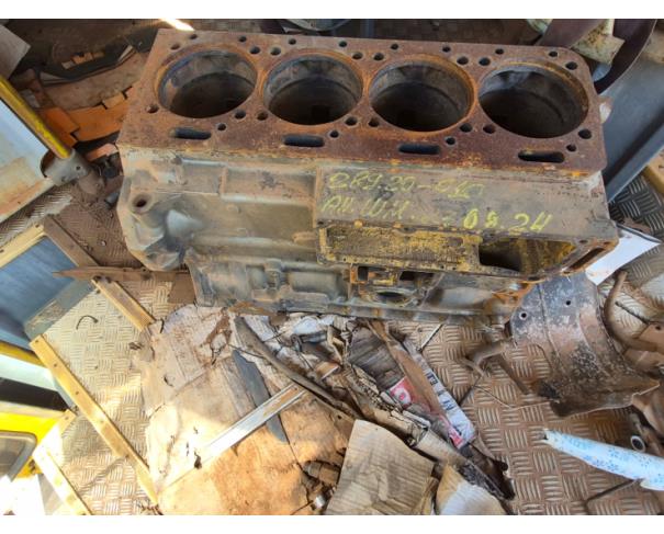 Foto de ONIBUS  MARCOPOLO/VOLARE V8L ESC, DIESEL, AMARELA, 2010/2011, CHASSI: 93PB42G3PBC034170, RENAVAM: 00265077621, NO ESTADO EM QUE SE ENCONTRA. 