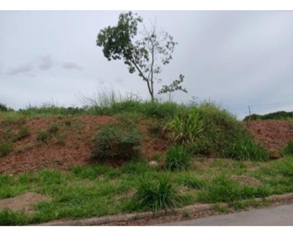Foto de Lote nº 44, Quadra nº 07, situado na Rua Imbiara, no loteamento denominado Distrito Industrial, Araxá/MG, com área de 1.882,19m², matriculado sob nº 19.609 no Registro de Imóveis de Araxá.