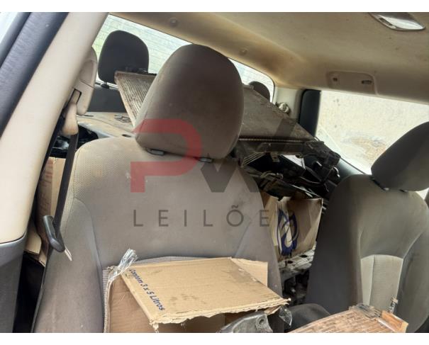Foto de CAMINHONE MMC/L200 TRITON SPT GL, DIESEL, BRANCA, 2018/2019, CHASSI: ...17640, NO ESTADO EM QUE SE ENCONTRA.