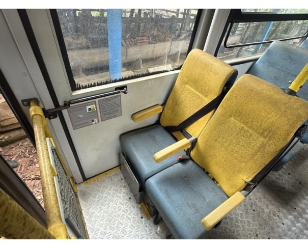 Foto de ONIBUS IVECO/SOULCLASS 70C17 HE, DIESEL, AMARELA, 2018/2019, CHASSI: 93ZL72C01K8481509, RENAVAM:01164113868 , NO ESTADO EM QUE SE ENCONTRA.