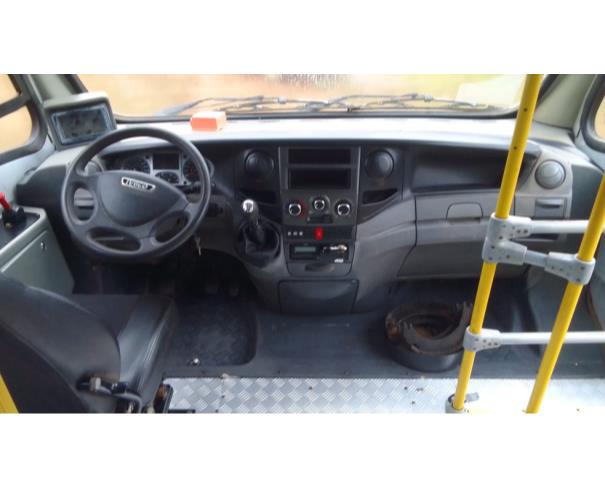 Foto de ONIBUS IVECO/CITYCLASS 70C17HDE, DIESEL, AMARELA, 2018/2019, CHASSI: 93ZL72C01K8481487, RENAVAM: 01158228489, NO ESTADO EM QUE SE ENCONTRA.