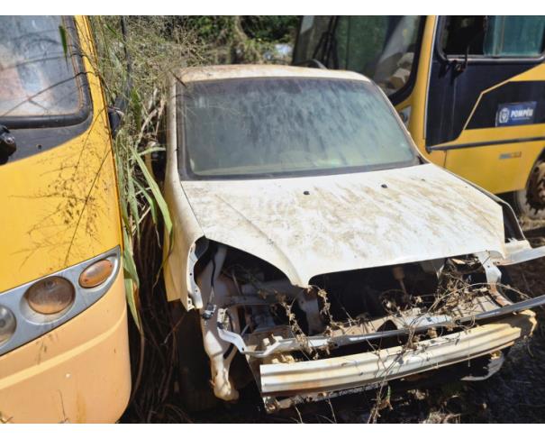 Foto de AUTOMOVEL FIAT/DOBLO ESSENCE 1.8, ALCOOL/GASOLINA, BRANCA, 2015/2016, CHASSI: 9BD11960SG1133356, RENAVAM: 01079129623, NO ESTADO EM QUE SE ENCONTRA.