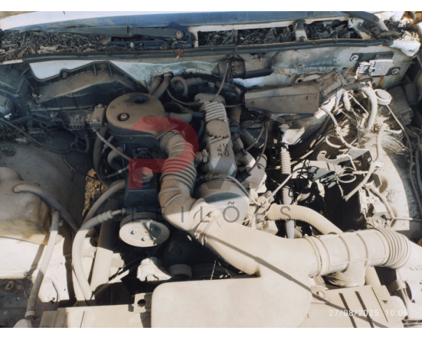 Foto de CARGA / CAMINHONETE GM/S10, 1995/1996, GASOLINA, BRANCA, CHASSI: 9BG124ARTSC901385, RENAVAM: 00640065546, NO ESTADO EM QUE SE ENCONTRA. MOTOR AVARIADO. ESTA SEM AS RODAS E PNEUS.
