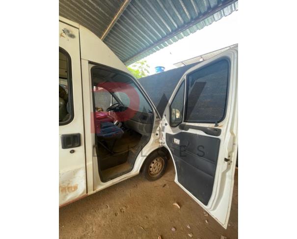 Foto de ESPECIAL / CAMINHONETE FIAT/DUCATO M RONTAN AMB, BRANCA, DIESEL, 2004/2004, PLACA HMG-3723, CHASSI: 93W231H2141020407, RENAVAM : 00845660209, NO ESTADO EM QUE SE ENCONTRA.