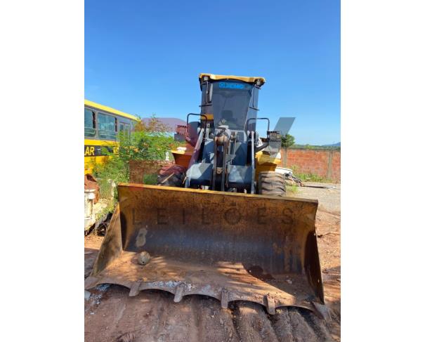 Foto de PA CARREGADEIRA SOBRE RODAS, MARCA XCMG, MODELO LW300KV-SKD, ANO DE FABRICAÇÃO 2018, CHASSI XUG0300VJKPB00164 – TOMBAMENTO N°256.273-3. NO ESTADO EM QUE SE ENCONTRA.