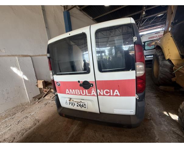Foto de CAMINHONETE FIAT/DOBLO RONTAN AMB2, ALCOOL/GASOLINA, BRANCA, 2016/2016, CHASSI: 9BD22315UG2042007, RENAVAM: 01087829620, NO ESTADO EM QUE SE ENCONTRA. 