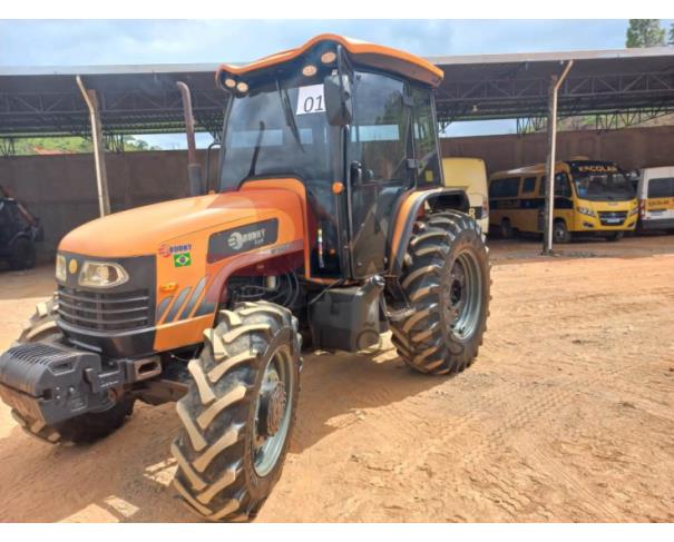 Foto de TRATOR BUDNY 2019, MODELO 8540, SERIE BDY08540JL0S00018, TRAÇADO, NO ESTADO EM QUE SE ENCONTRA. 
