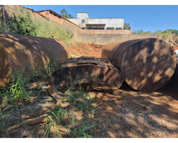Foto de LOTE CONTENDO 06 (SEIS) TANQUES, NO ESTADO EM QUE SE ENCONTRAM. 
