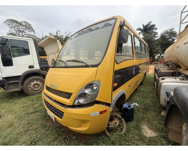 Foto de ONIBUS IVECO/CITYCLASS 70C17HDE, DIESEL, AMARELA,  2018/2019, CHASSI: 93ZL72C01K8481454, RENAVAM: 01158492127, NO ESTADO EM QUE SE ENCONTRA.